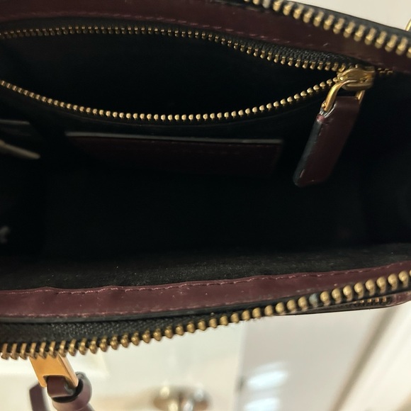 Marc Jacobs Madison Crossbody Maroon/Purple - Picture 5 of 7